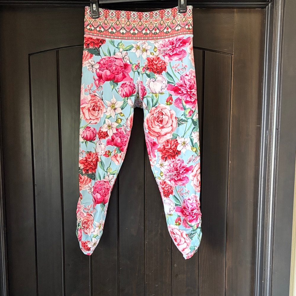 Johnny Was Floral Leggings - Pink and Blue